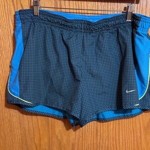 Nike women’s‎ dry fit running shorts sz large
